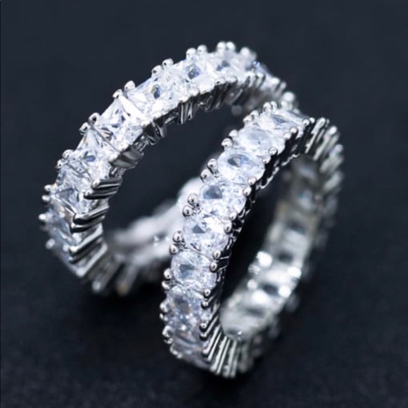 14k White Gold Plated Cubic Zirconia Ring - Picture 3 of 3